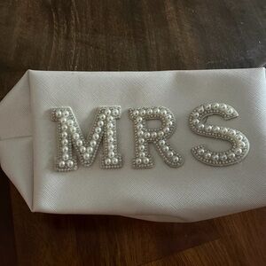 Elegant White 'MRS' Clutch